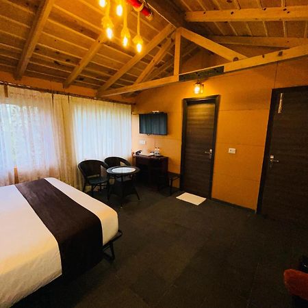 Sea Hawk - Luxury Hill Resort 4 Mins From Bhimtal Lake מראה חיצוני תמונה