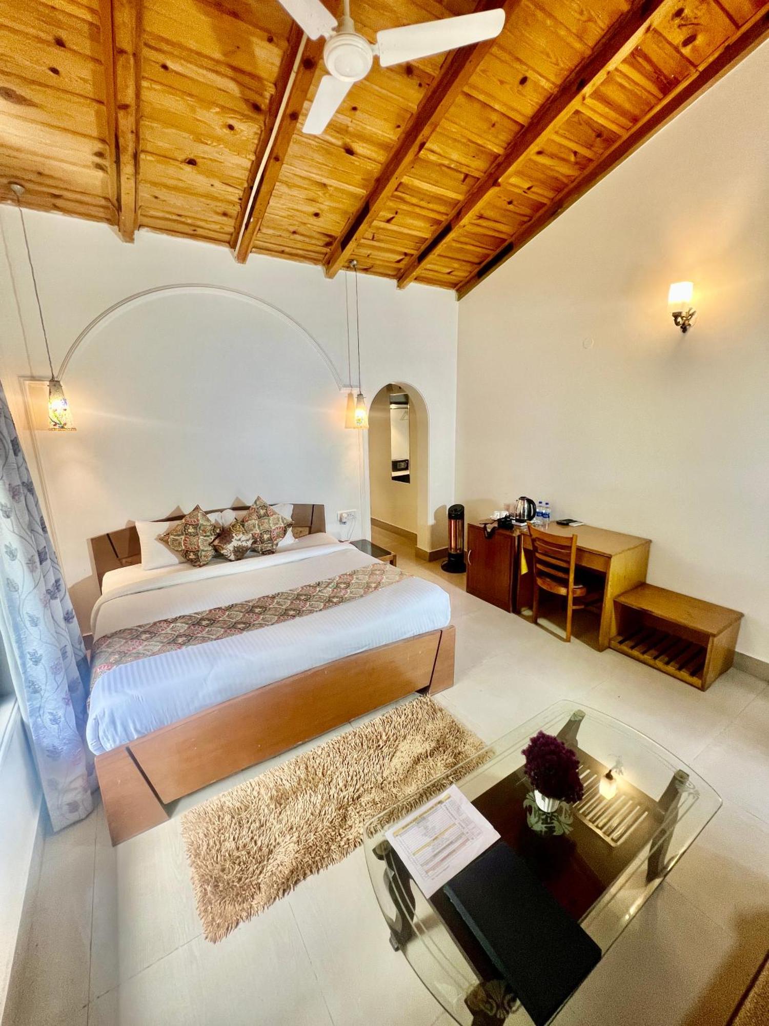 Sea Hawk - Luxury Hill Resort 4 Mins From Bhimtal Lake מראה חיצוני תמונה