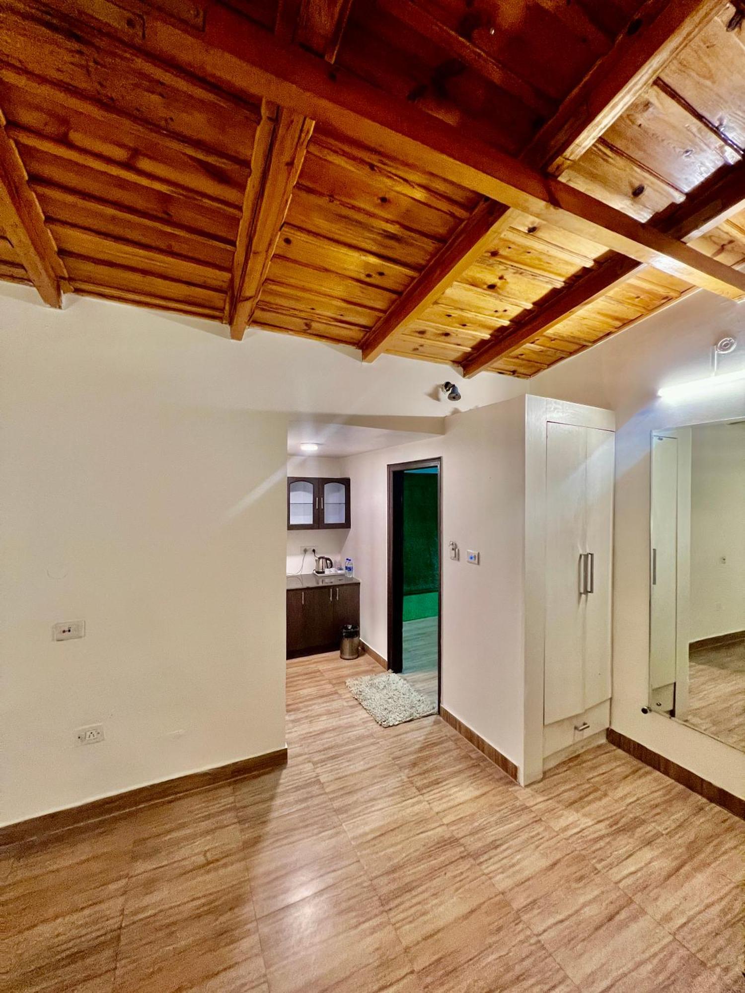 Sea Hawk - Luxury Hill Resort 4 Mins From Bhimtal Lake מראה חיצוני תמונה