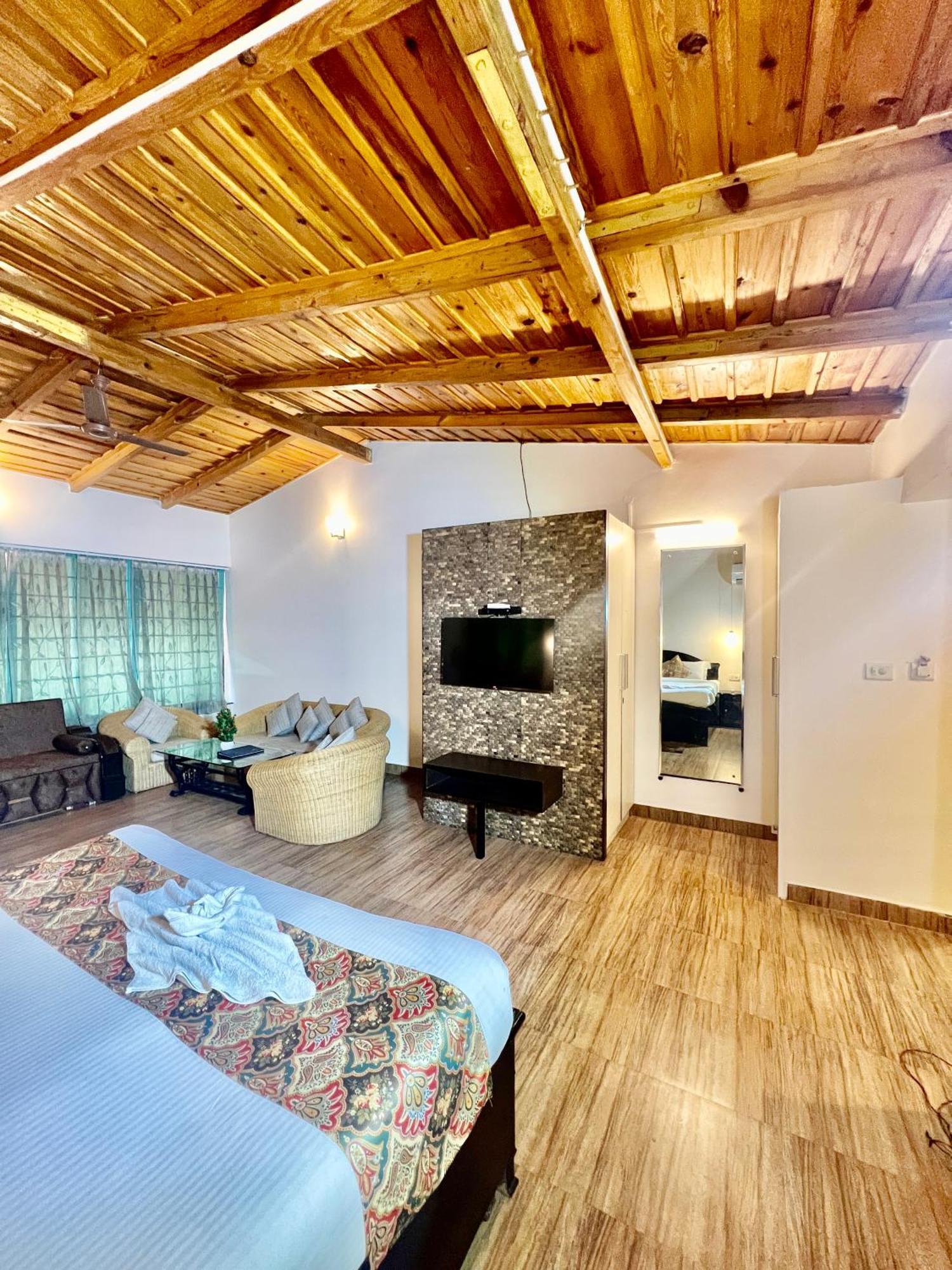 Sea Hawk - Luxury Hill Resort 4 Mins From Bhimtal Lake מראה חיצוני תמונה