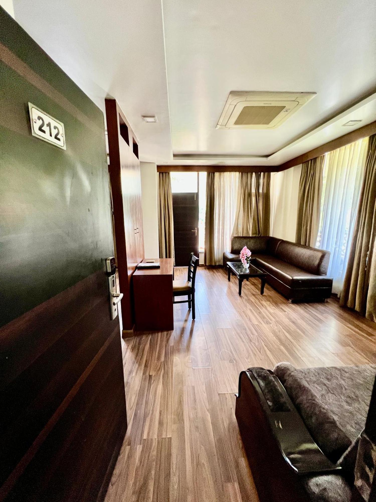 Sea Hawk - Luxury Hill Resort 4 Mins From Bhimtal Lake מראה חיצוני תמונה
